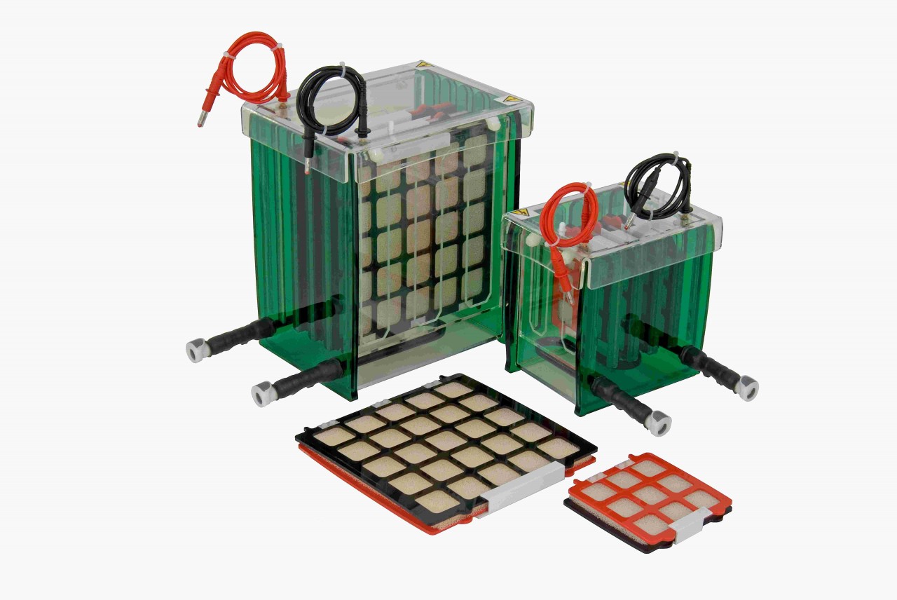 ELECTROFOREZA GEL- CUVE VERTICALE